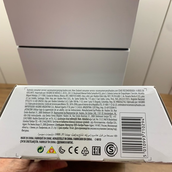 Hasbro Marvel Legends Series Moon Knight New-Never Opened - Picture 7 of 9